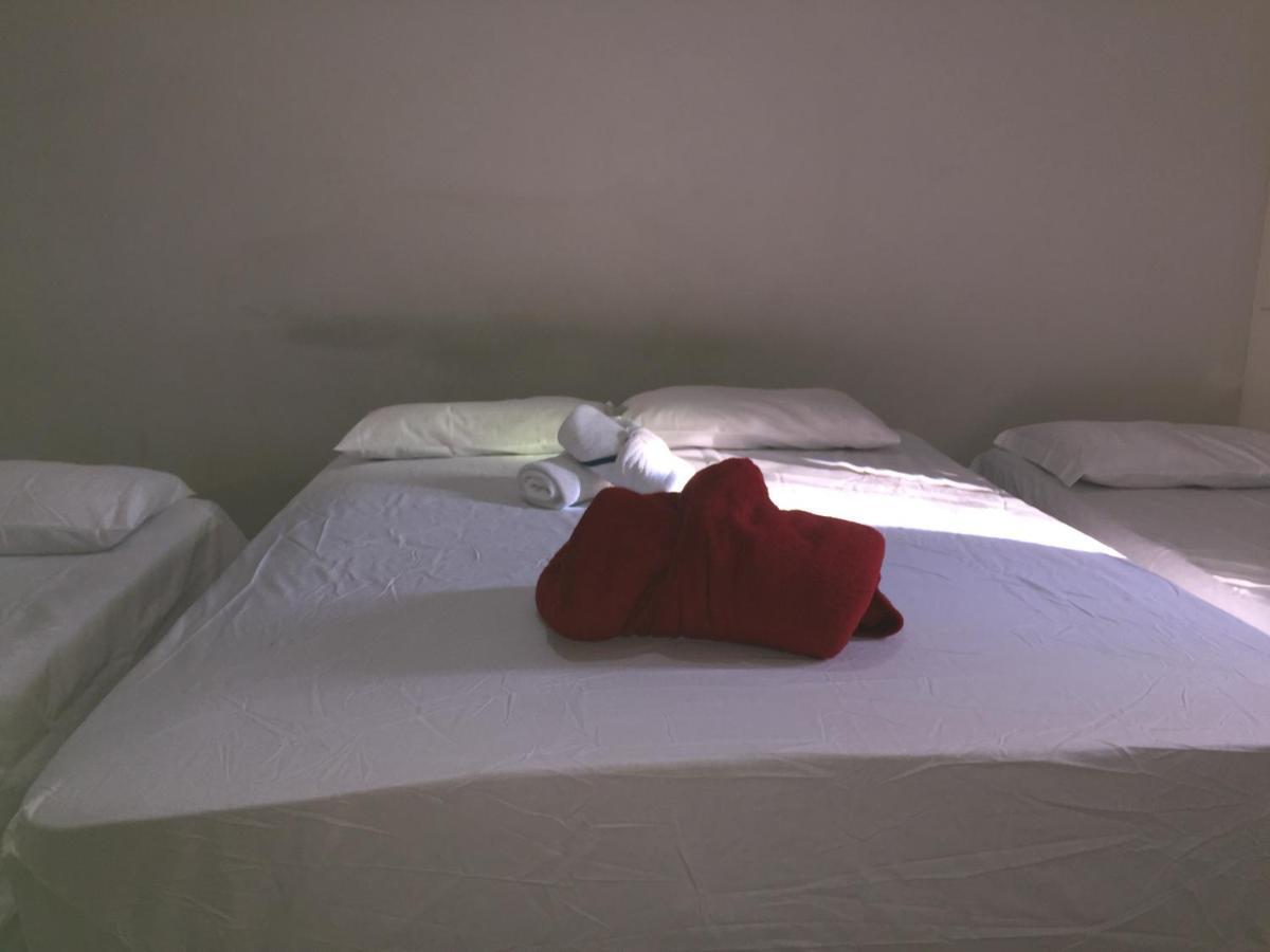 Hostel Assis Divinópolis Buitenkant foto